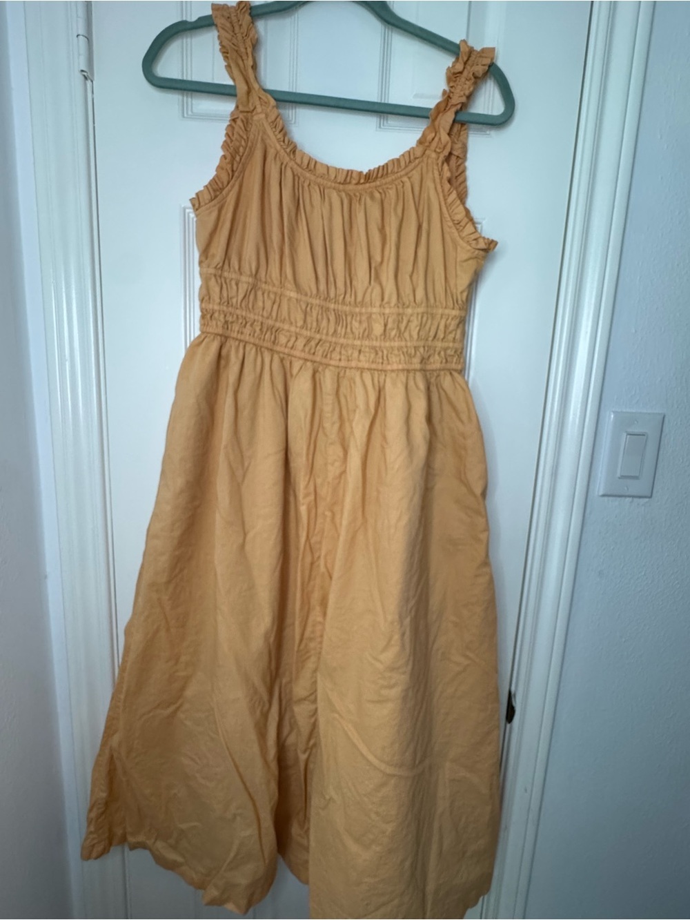 Old Navy Peach Ruffle-Trim Midi Dress - Picture 5 of 6